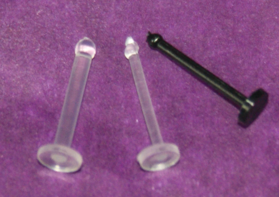 Flat head nose stud deals