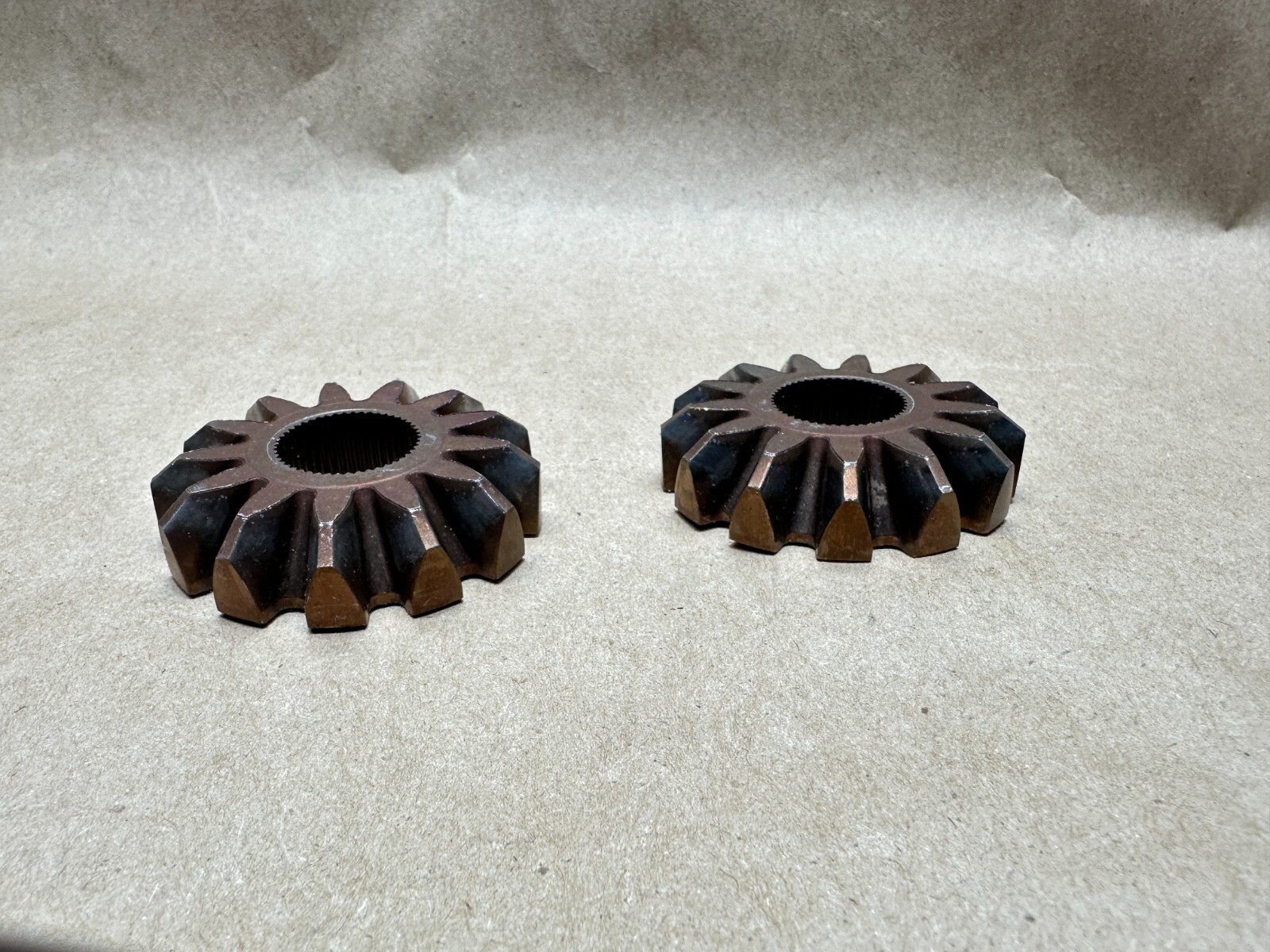Peerless Tecumseh 13T Spline Bevel Pinions 778368 | eBay
