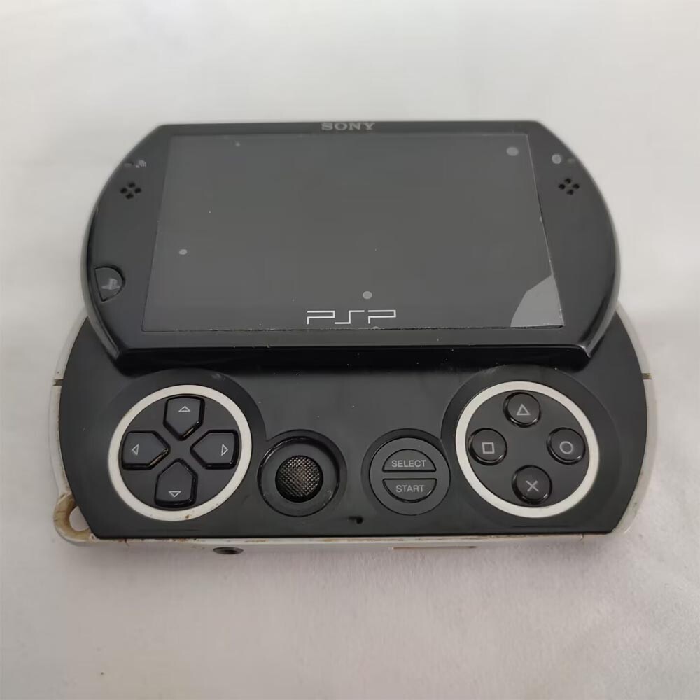 Sony PSP GO console Black with Charger PSPN1001 screen with protect