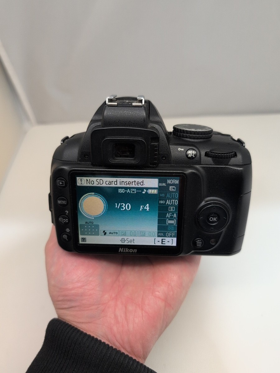 Nikon D3000 Camera With AF-S Nikkor 18-55 Mm 1:35-5.6G Lens Tested