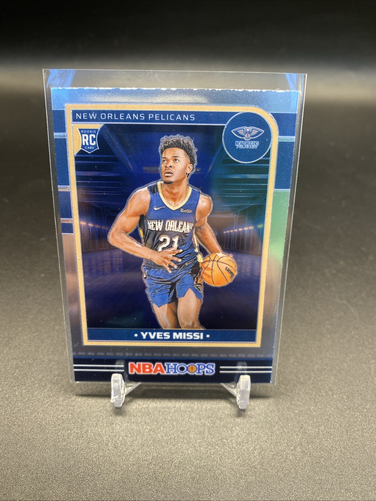 2024-25 Panini NBA Hoops Yves Missi #251 Premium Opti-Chrome Rookie Card