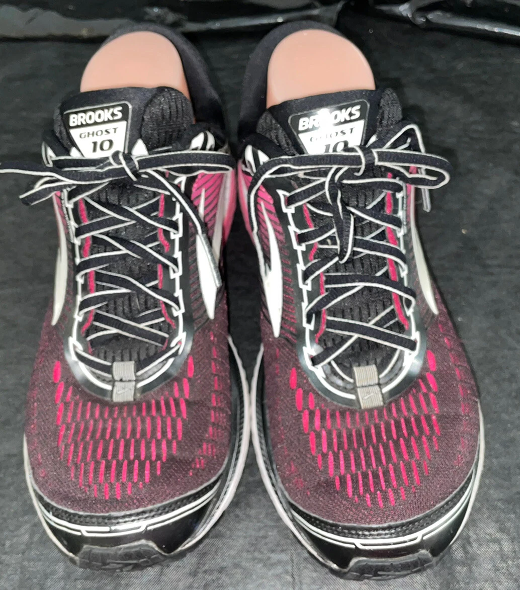 Brooks Ghost 10 1202461B067 Black Pink Running Shoes Women. Size 11B. EUC