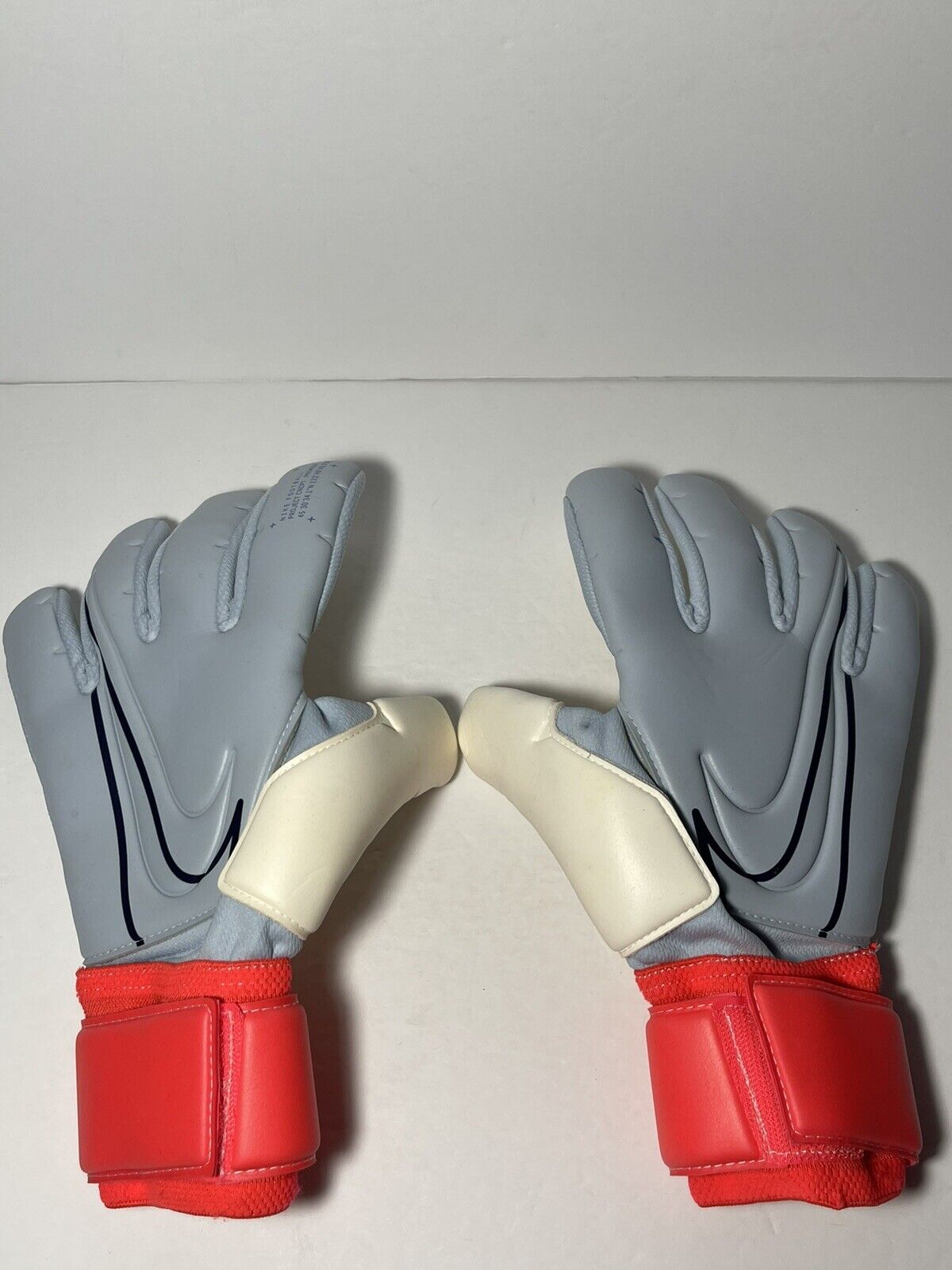 Nike Premier SGT RS Promo Goalkeeper Gloves Adult 10 | eBay