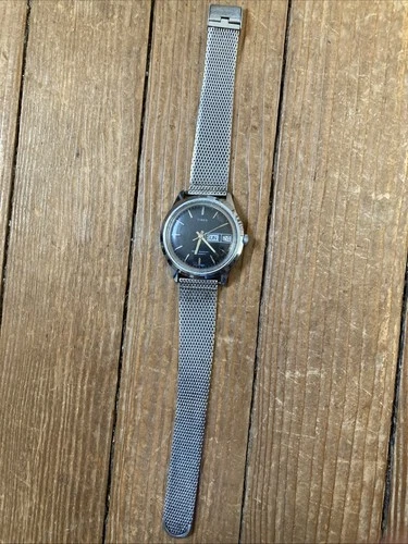 Vintage Timex Viscount Day Date Black Dial Automatic Watch 37mm