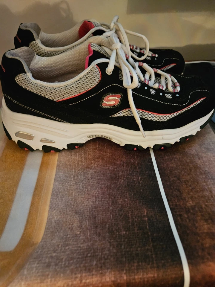 Womens Skechers Sport D'Lites Black/Pink/Silver/White Sz 10 - Image 4 of 4