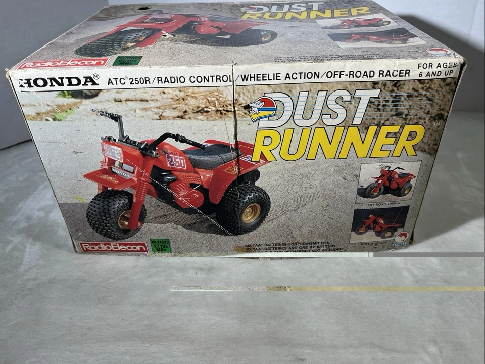 Honda ATC 250R 3 Wheeler Dust Runner RC Remote Control Shinsei Untested - Image 3 of 4