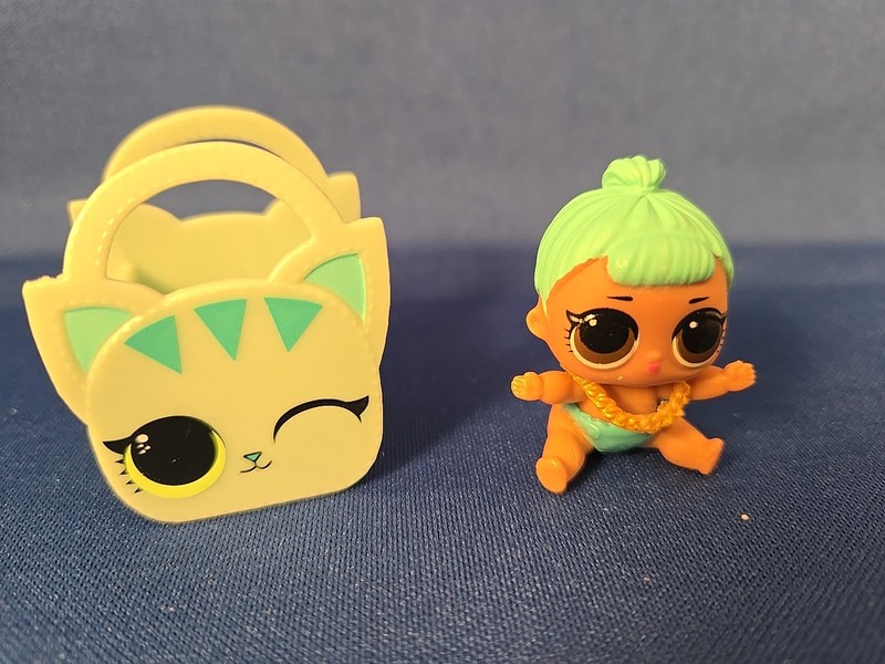 LOL Surprise Doll - Lil Sister Genie Lil Sister Series (PRE-OWNED)