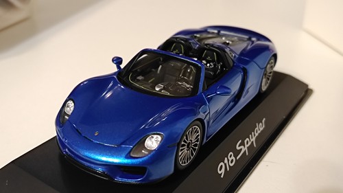 Porsche 918 Spyder 1:43 blue Spark dealer version new VERY RARE - Zdjęcie 6 z 6