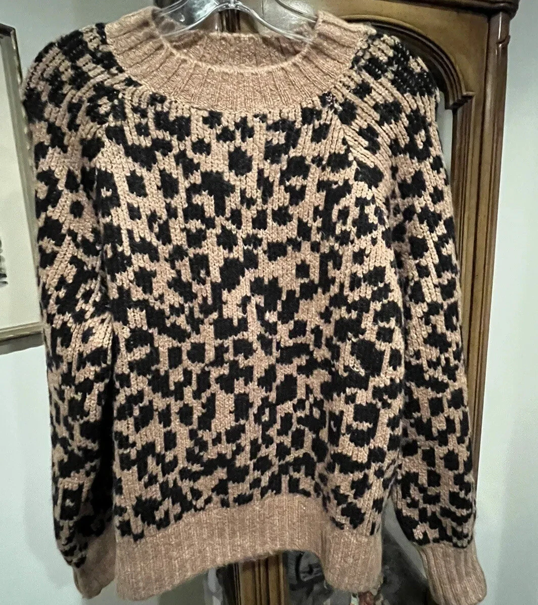 Old Navy Cozy Crew Neck Sweater Brown Black Cheetah Print NWT Size Medium M