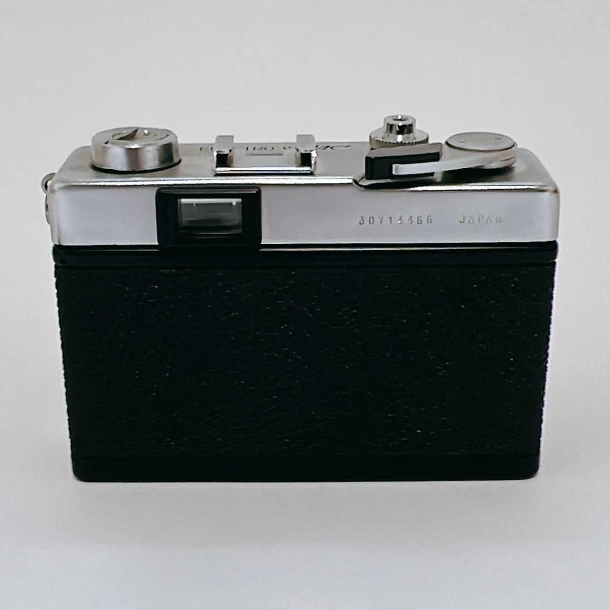 YASHICA ELECTRO 35MC / YASHINON-DX 40mm f/2.8 # NEAR MINT @ CS SAKURA from JAPAN