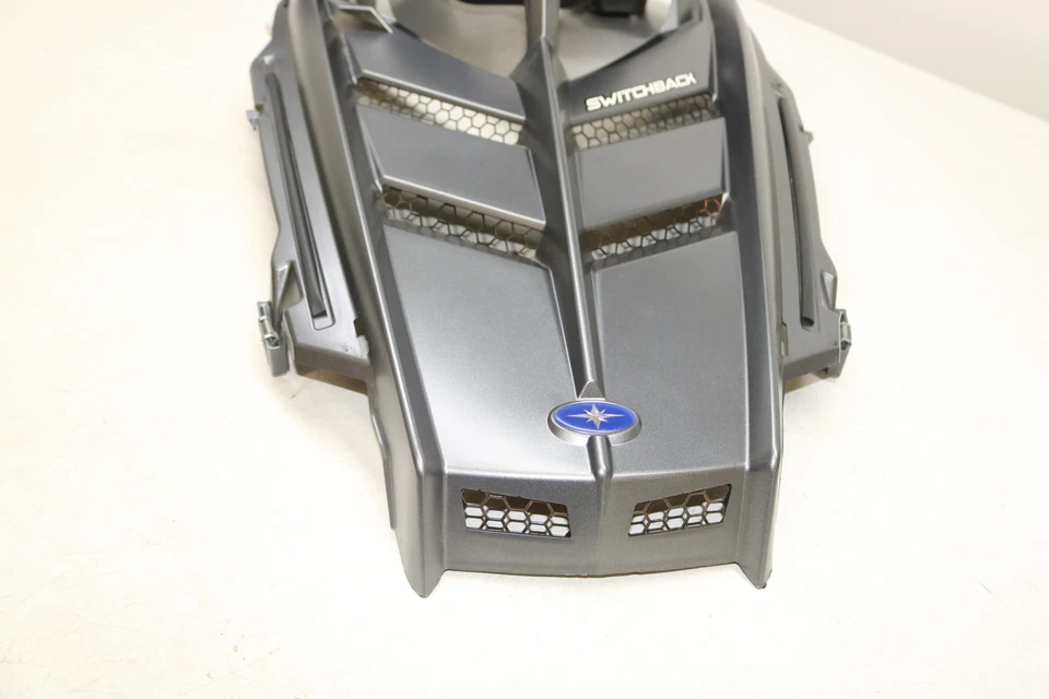 Polaris Switchback Assault 800 144" Pro Ride Hood 2014 acero gris montaje Foto 2 de 4