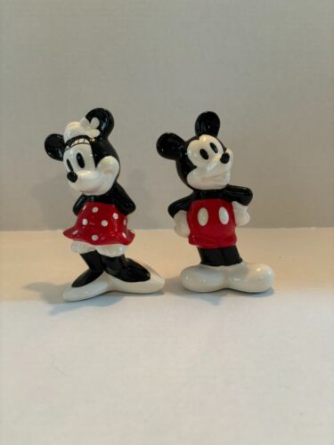 Mickey and Minnie Mouse Salt and Pepper Shaker - Picture 1 of 6