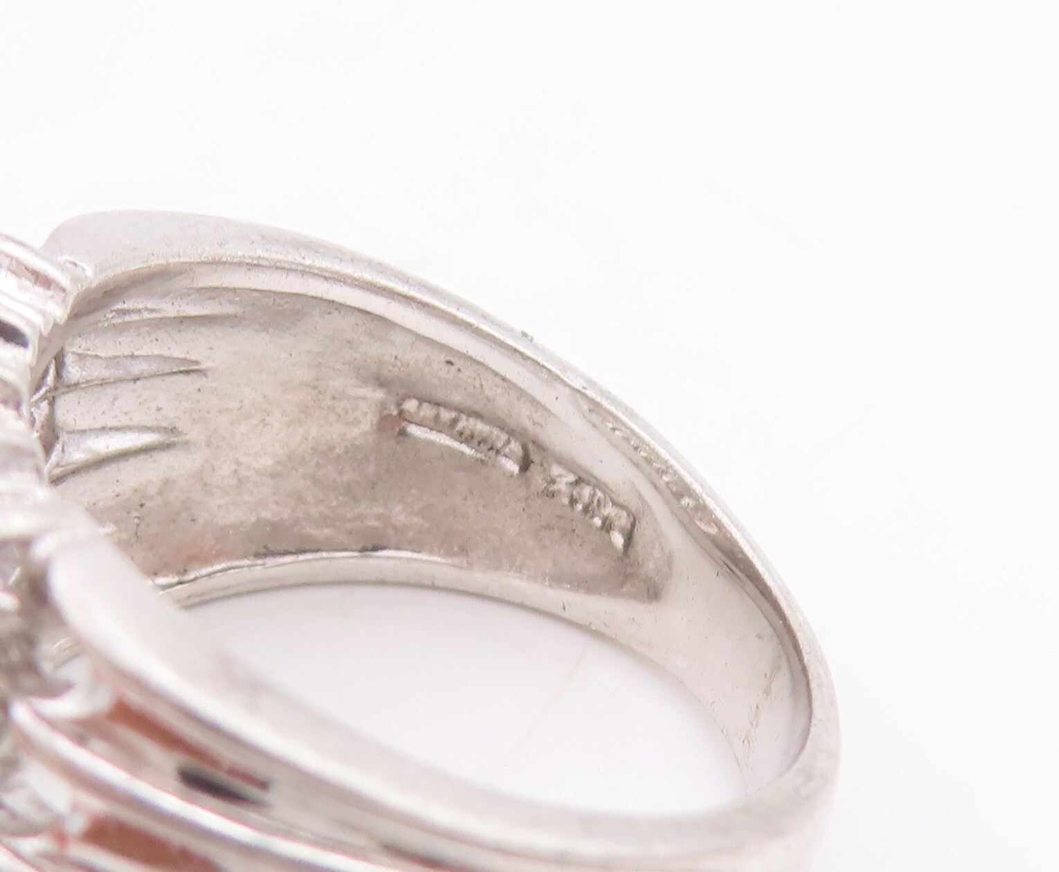 925 Sterling Silver Vintage Ring Solid Domed Groo… - image 6