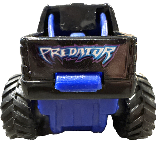 Hot Wheels Monster Jam Truck "Predator" ~ 1:64 Scale - Picture 4 of 8