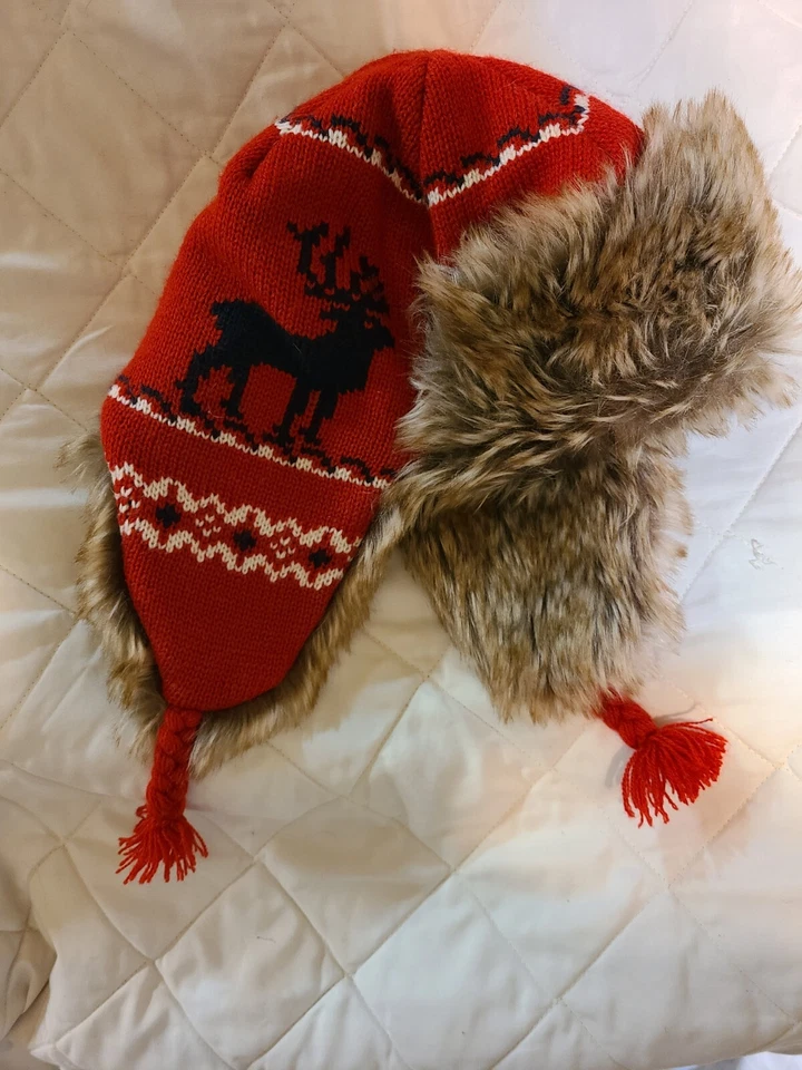 Baby Gap Knit Fleece Red & Navy Faux Fur Winter Hat Size M/L - Image 4 of 4