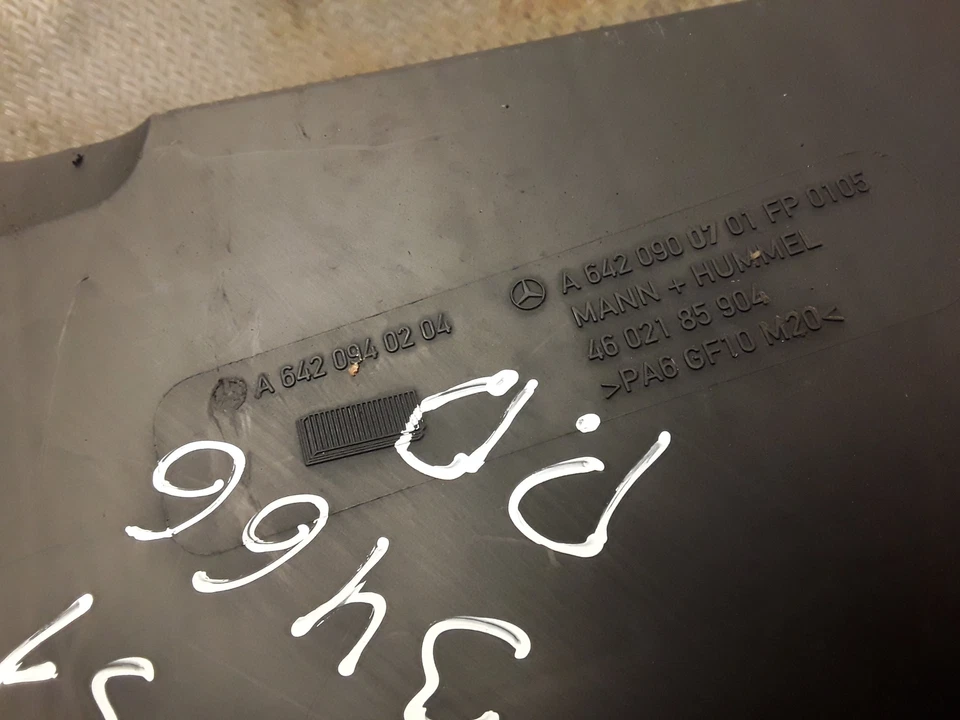 MERCEDES-BENZ R W251 R 320 CDI Air Filter Box 3.0 Diesel 6420940204 Foto 3 de 3