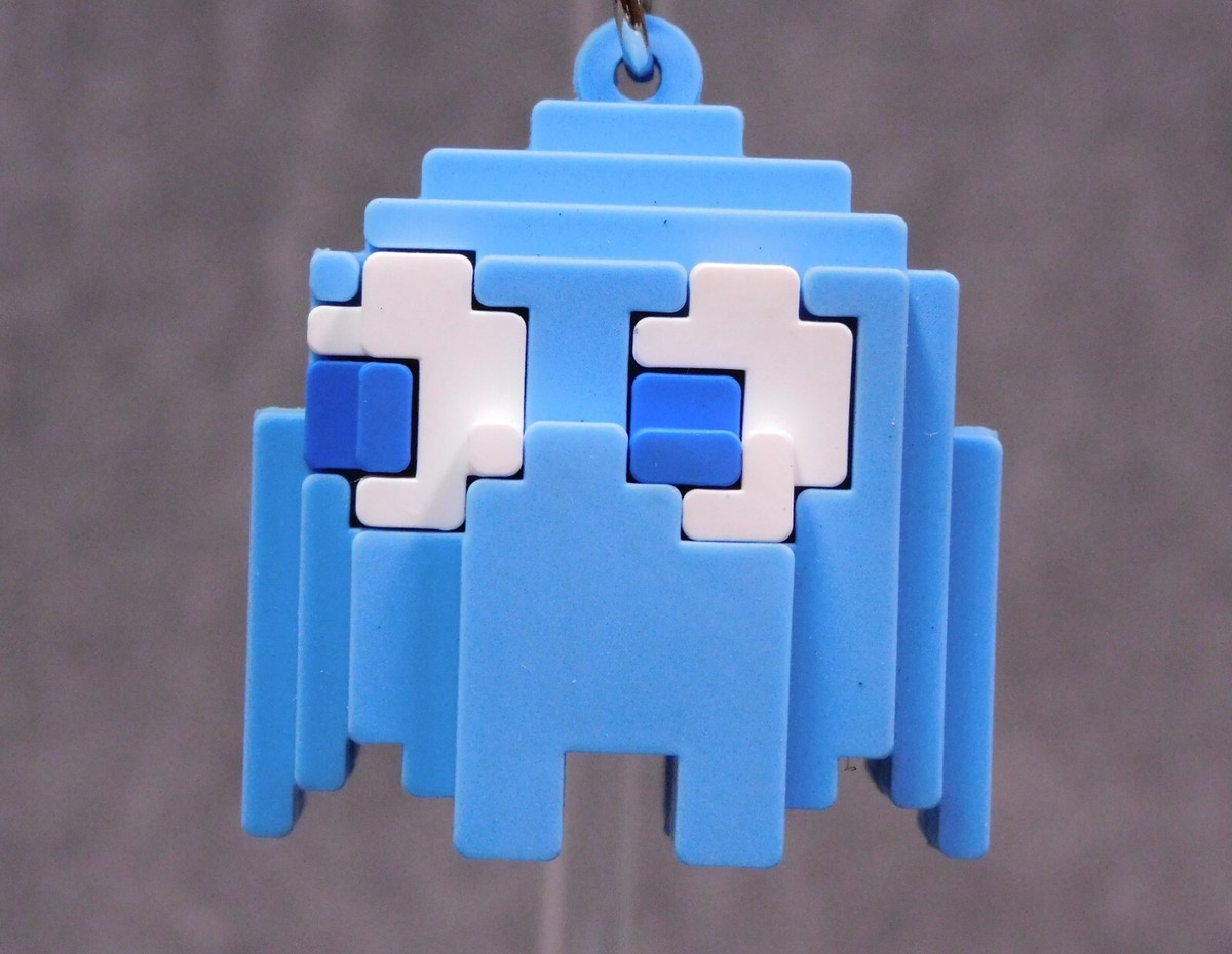 Pac-Man NEW * Inky Clip * Blind Bag Video Game Key Chain Monogram