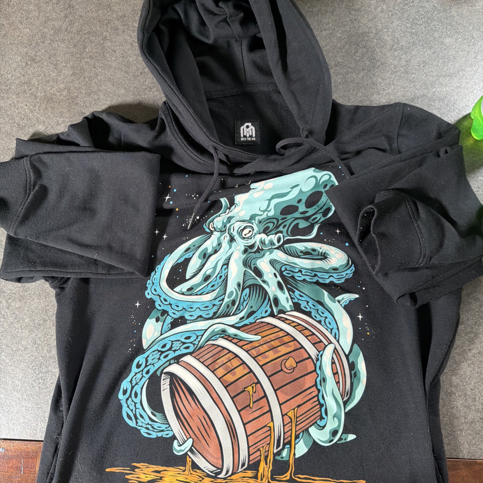 Into the AM Octopus Graphic Hoodie Mens Small Black Streetwear Pullover