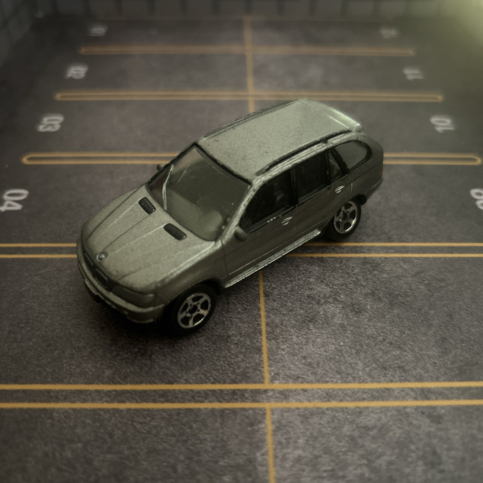 REALTOY BMW X5 NO2 1:61 Grigio made in China