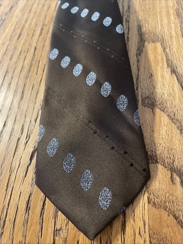 Corbata vintage usada en excelente estado años 60 70 Pierre Balmain Paris poliéster hecha en Italia Foto 2 de 4