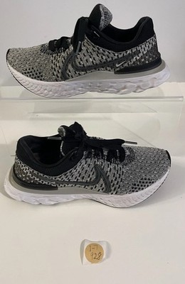 Nike React Infinity Run Flyknit 3 Black Dark Smoke Grey Sneakers Women s Sz. 7M