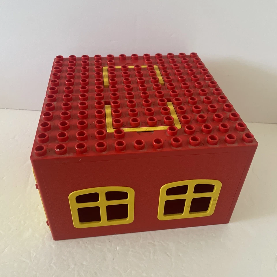 Vintage Lego Duplo Playhouse Retired Rare 2643-2 Red House Yellow Windows Doors - Image 2 of 4