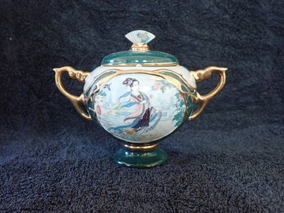 Heirloom Ardleigh Elliott music box 'Beauties of the Red Mansion' Hsi Feng 2000