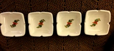  RARE Box of 4 White Haeger 925 Christmas Holly Ceramic Ashtrays