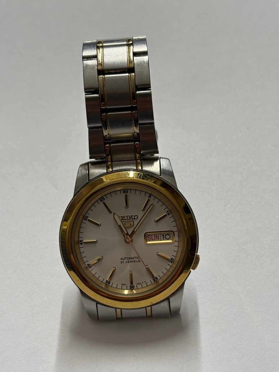 Seiko 5 Automatic Water Resistant 21 Jewels 7526-02 Day/Date