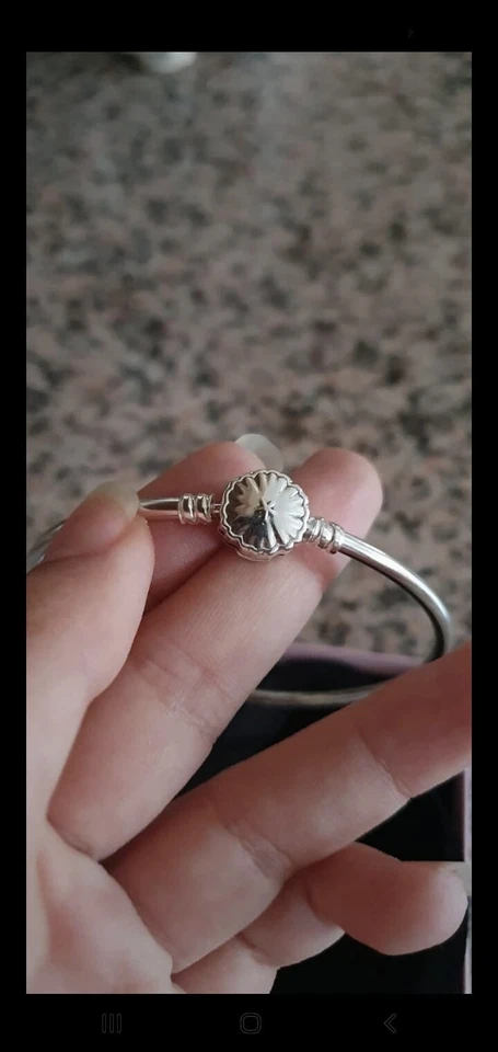 Bracciale Pandora Rigido Argento Nuovo Classico - Immagine 2 di 4