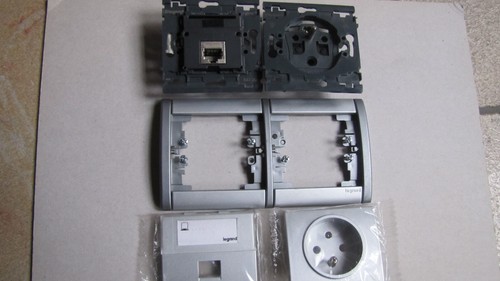 090467 Prise RJ45 Étanche Catégorie 6 FTP Plexo IP66 - Legrand