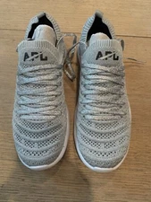 APL Women’s Techloom Wave Size 6.5 Metallic Silver/White/Black BNWB