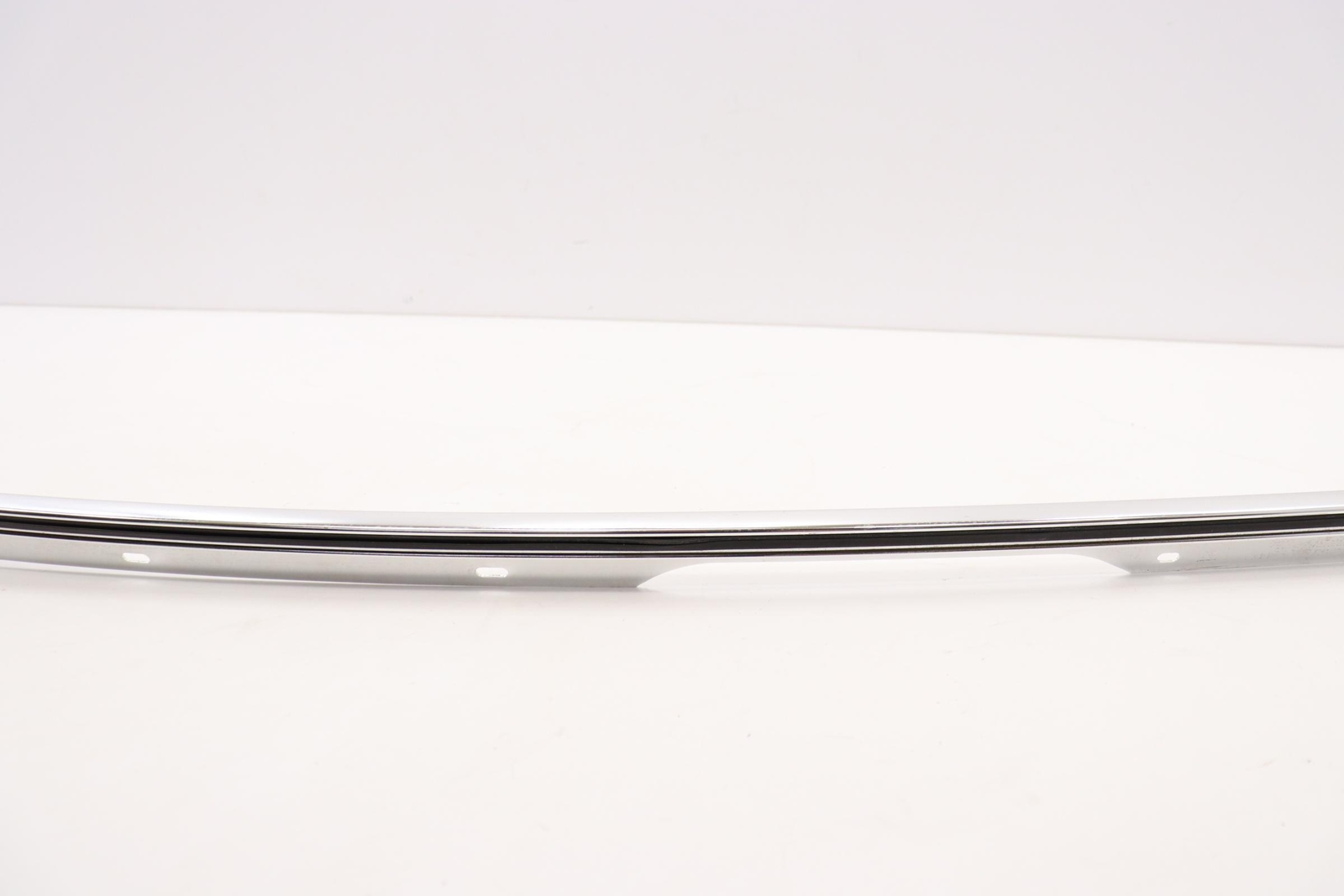 2014-2024 MASERATI QUATTROPORTE RIGHT PASSENGER SIDE ROOF DRIP MOLDING PANEL OEM