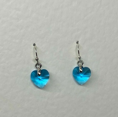 SMALL HEART DROP EARRINGS FACETED TURQUOISE BLUE GLASS SILVER PLATED FITTINGS - Bild 1 von 4