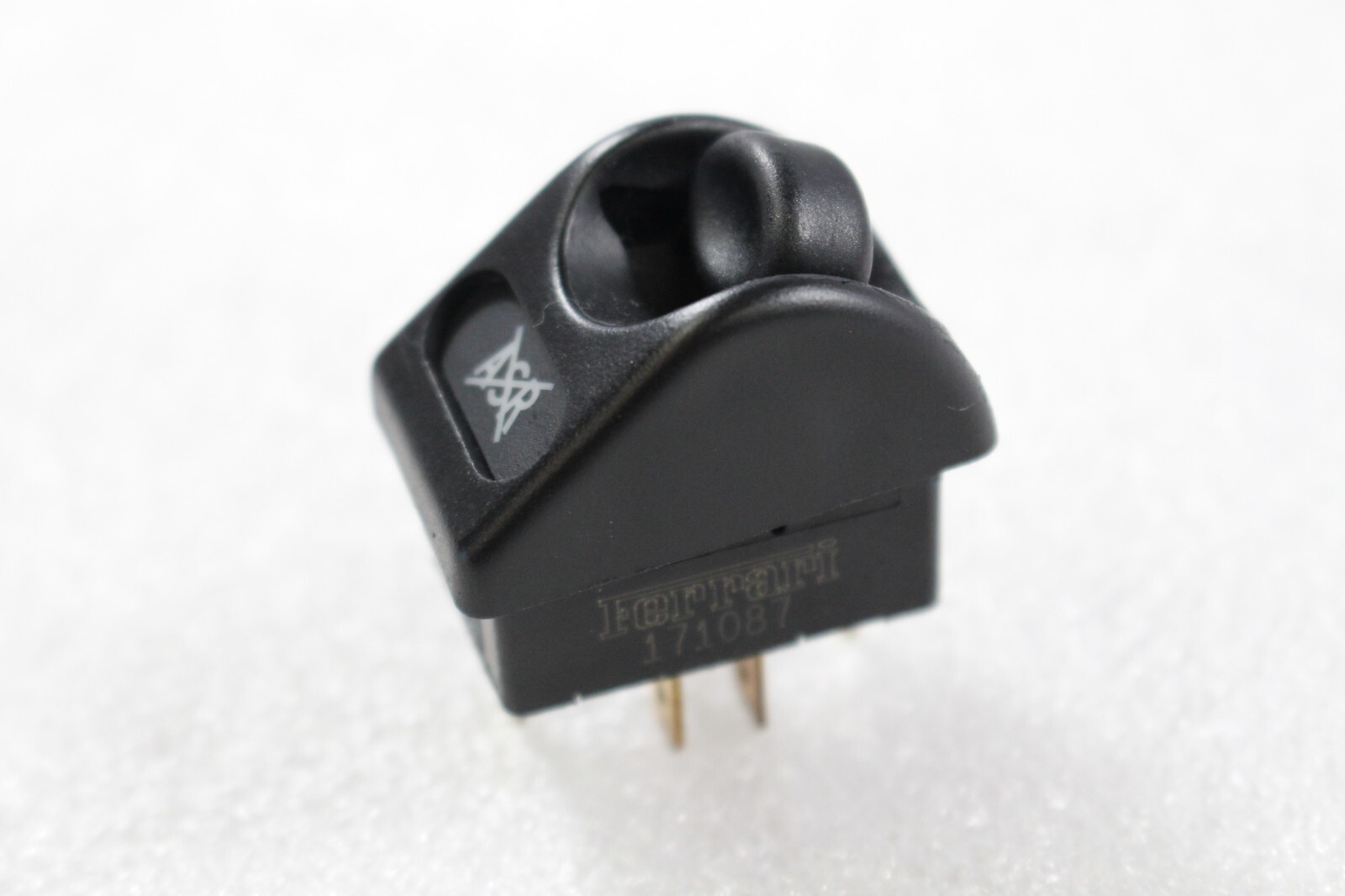 Ferrari 575. 550, 456, ASR Switch, Used, P/N 171087