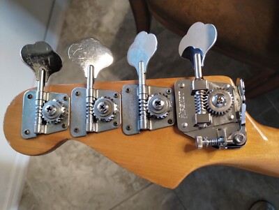 1979 Fender Precision Bass off white, rosewood fretboard, Amazing