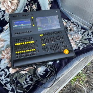GrandMA2 T2Console 価格交渉◎ grandMA2 | MA Lighting International GmbH