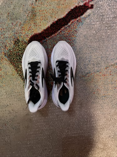 Brooks Ghost 17 Women’s 8.5 White/Black/Rose Gold