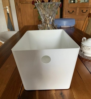 Ikea Kuggis Aufbewahrung Box mit Deckel,Glänzend Weiß Kunststoff,26cm.Lx18Bx15H