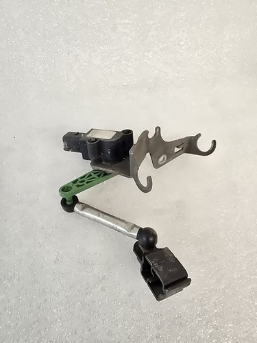 Porsche 911 991 2016 Niveausensor Niveauregulierung hinten 99163138100 OVI24000