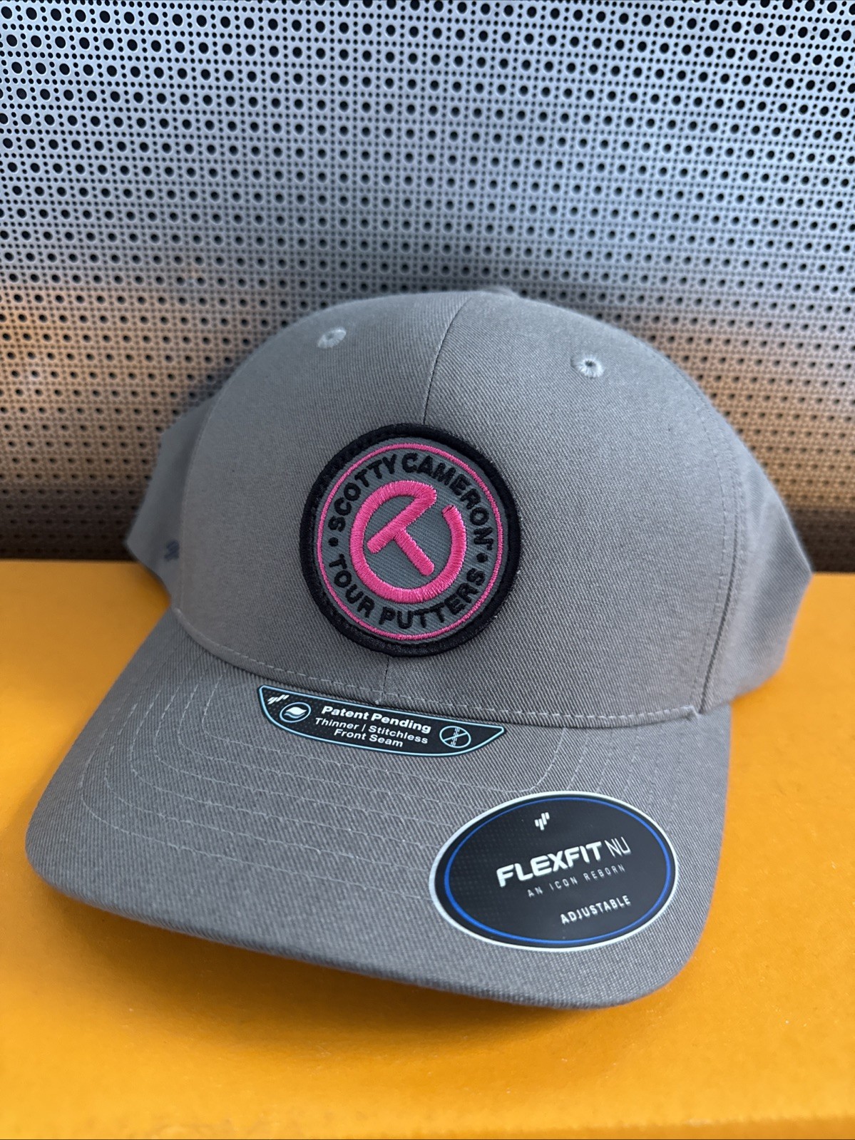 Scotty Cameron CT circle T Patch Hat Cap / Gray - PINK / Gal