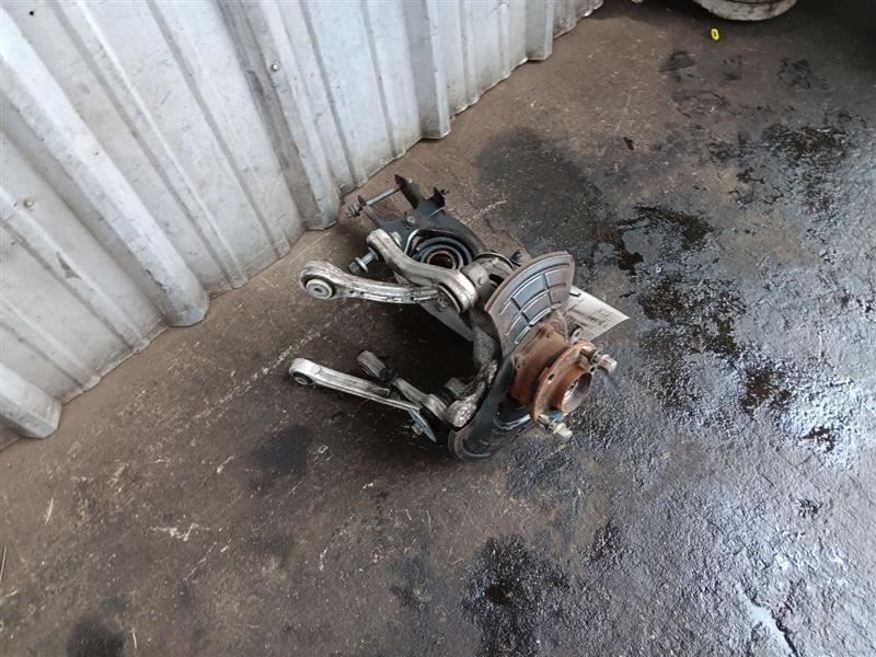 14-20 Maserati Quattroporte Left Rear Suspension Spindle Control Arm Set 