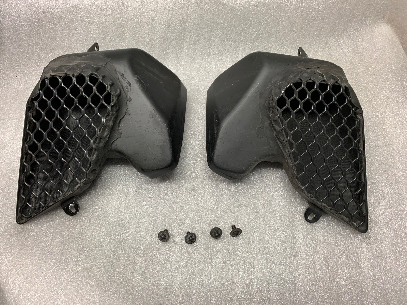 LAMBORGHINI MURCIELAGO LP640 / ROADSTER ENGINE AIR INTAKE DUCTS / VENT