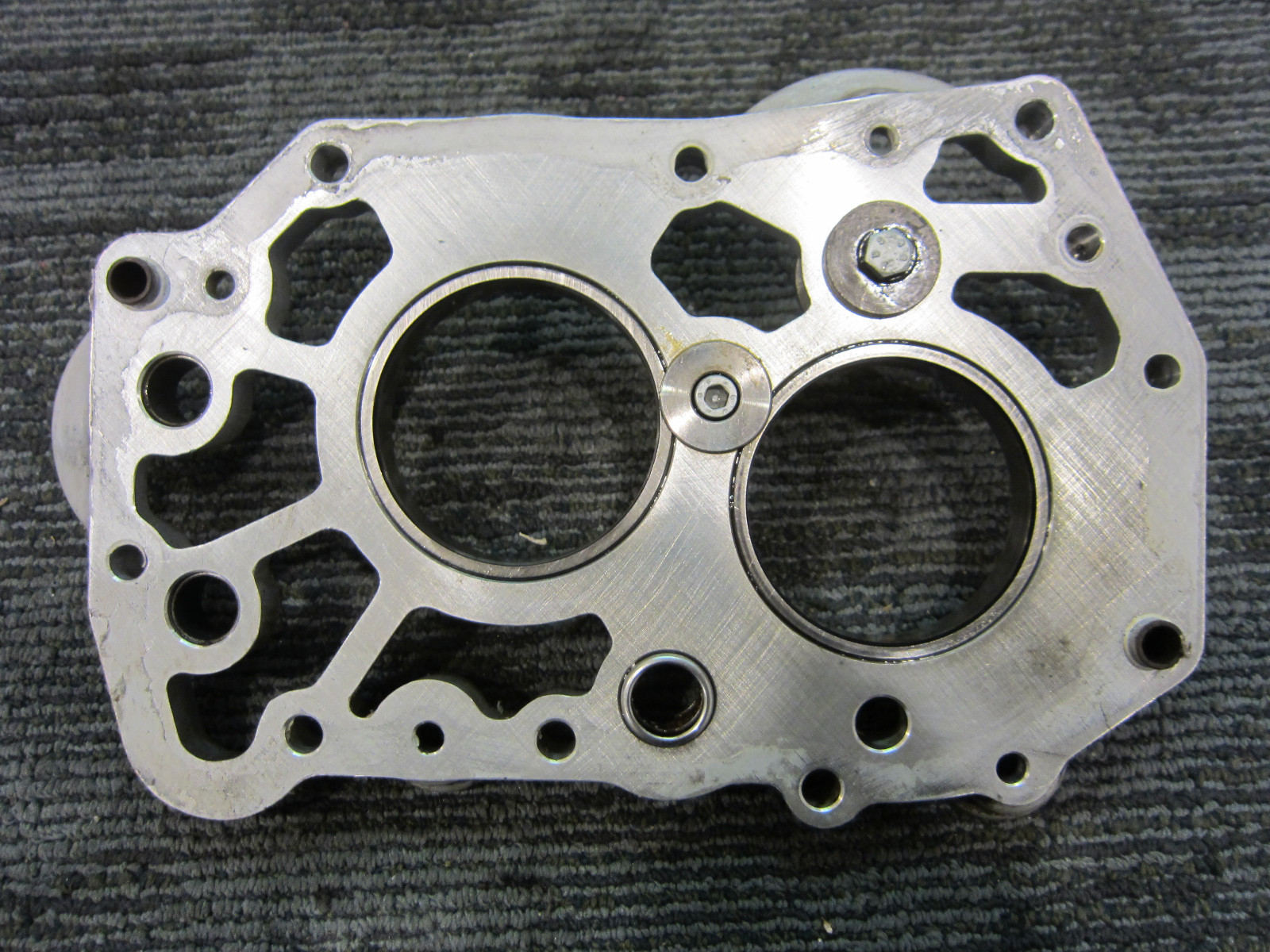 Ferrari 355. RH Intermediate Plate/ Gearbox  Part# 163953