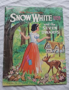 muñecos de blancanieves y los siete enanitos