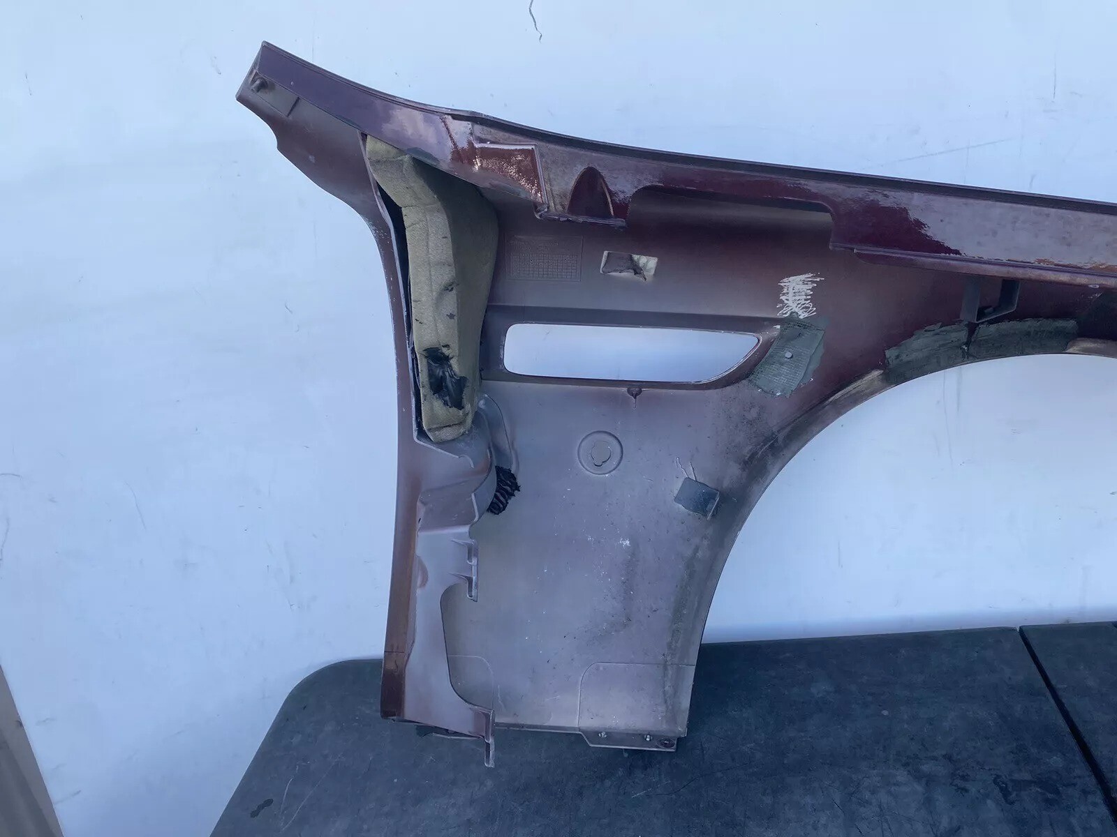 2005 2006 2007 2008 2009 2010 ASTON MARTIN DB9 LEFT DRIVER SIDE FENDER