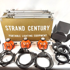 Strand Century Quartzcolor Ianebeam 650 Mod. 3142 with Road Case. Italy