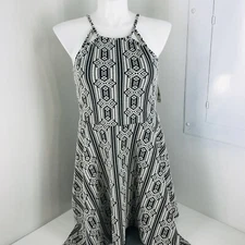Bongo Sz L Junior's Sleeveless Skater Black White Tribal Print Shark Bite Hem