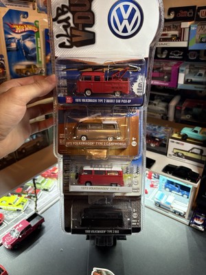 Green light Volkswagen Bus Lot Of 4 1/64 Scale