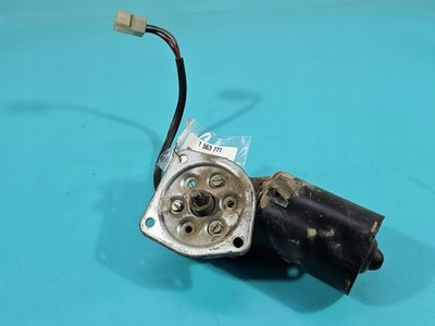 VORDERWISCHERMOTOR MERCEDES KACZKA T1 W601 0390346153 / IM 86274